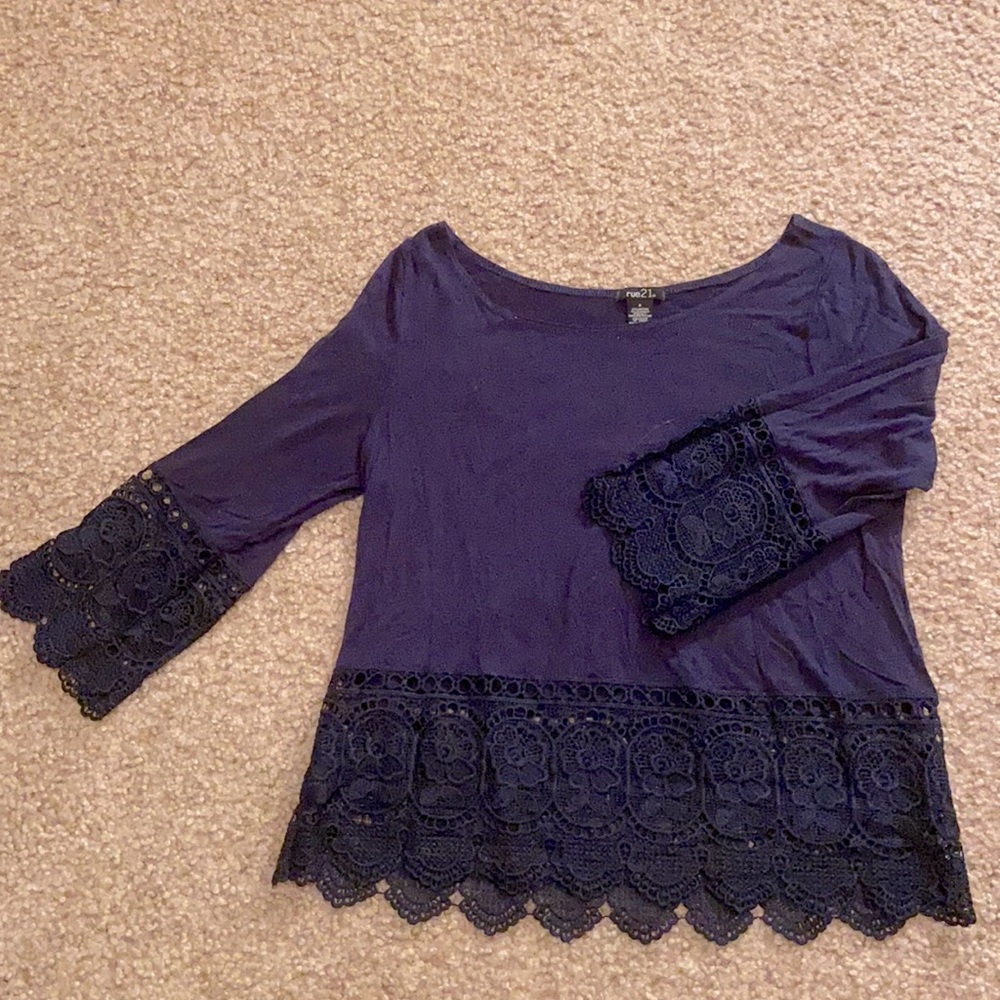 Navy Rue 21 Lace Trim Blouse - Small